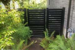 Sleek-horizontal-aluminum-screen-fence-4